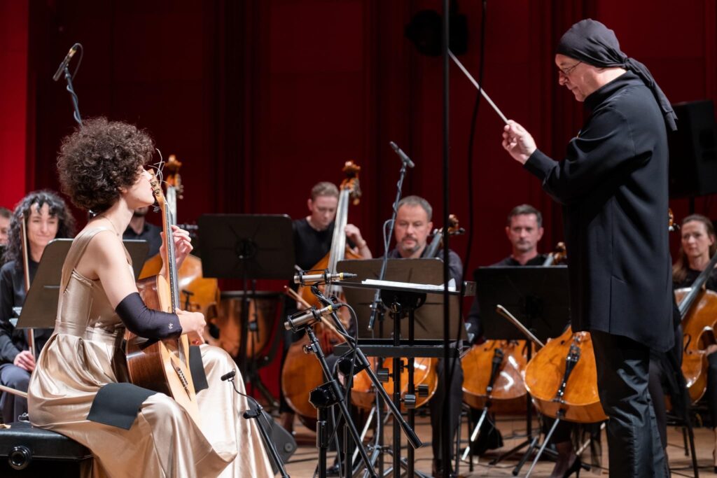 Cristina Galietto, Gitarre, Lachenmann Music