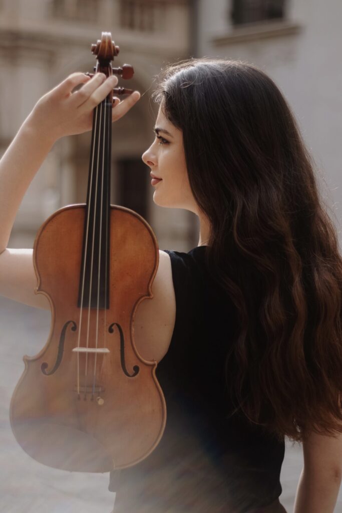 Marley Erickson, Violine, Lachenmann Music