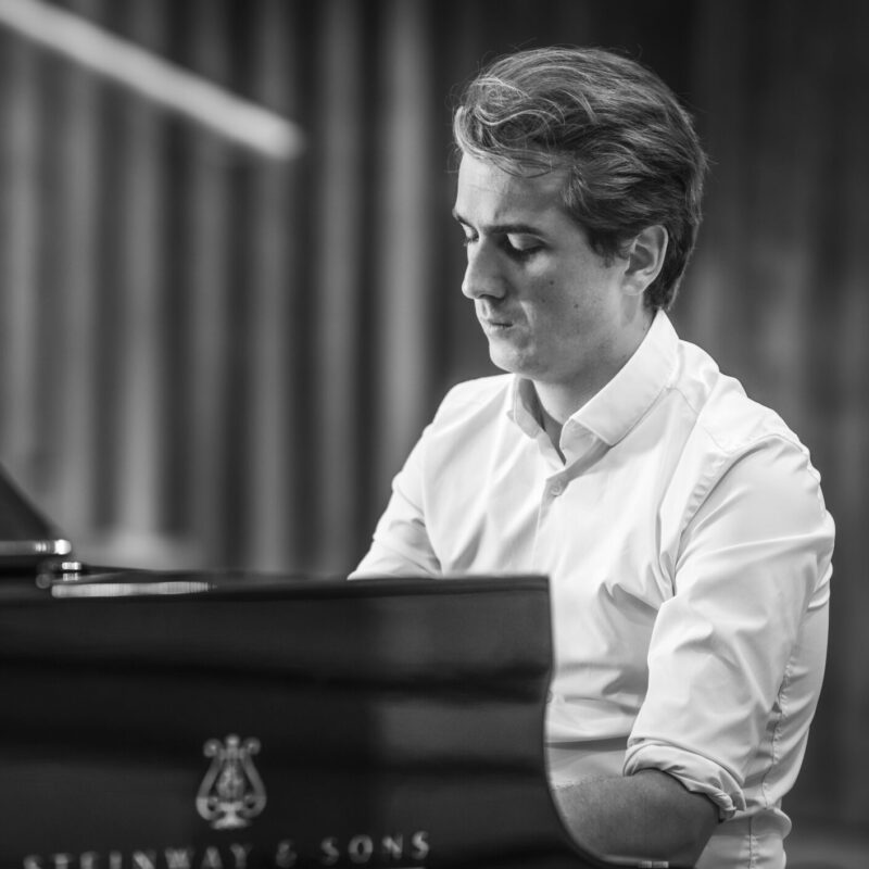 Matthieu Idmtal, Piano, Lachenmann Music